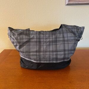 Columbia Nylon Bag Many‎ Sections Expandable Black Gray